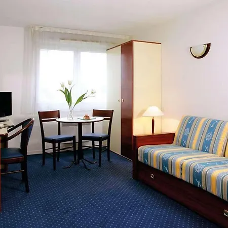 Appart'city Saint-gregoire Apart Otel